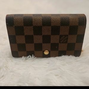 Louis Vuitton Damier Wallet